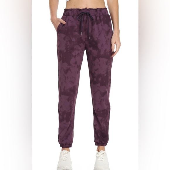 Women Lightweight Joggers Pants with Pockets - Picture 2 of 9